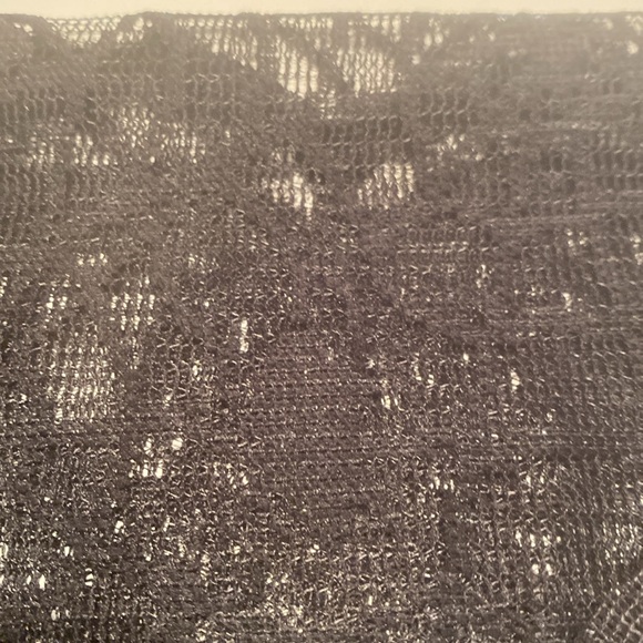 NWT Set of 2 Black Lace Table Runners - Picture 2 of 3